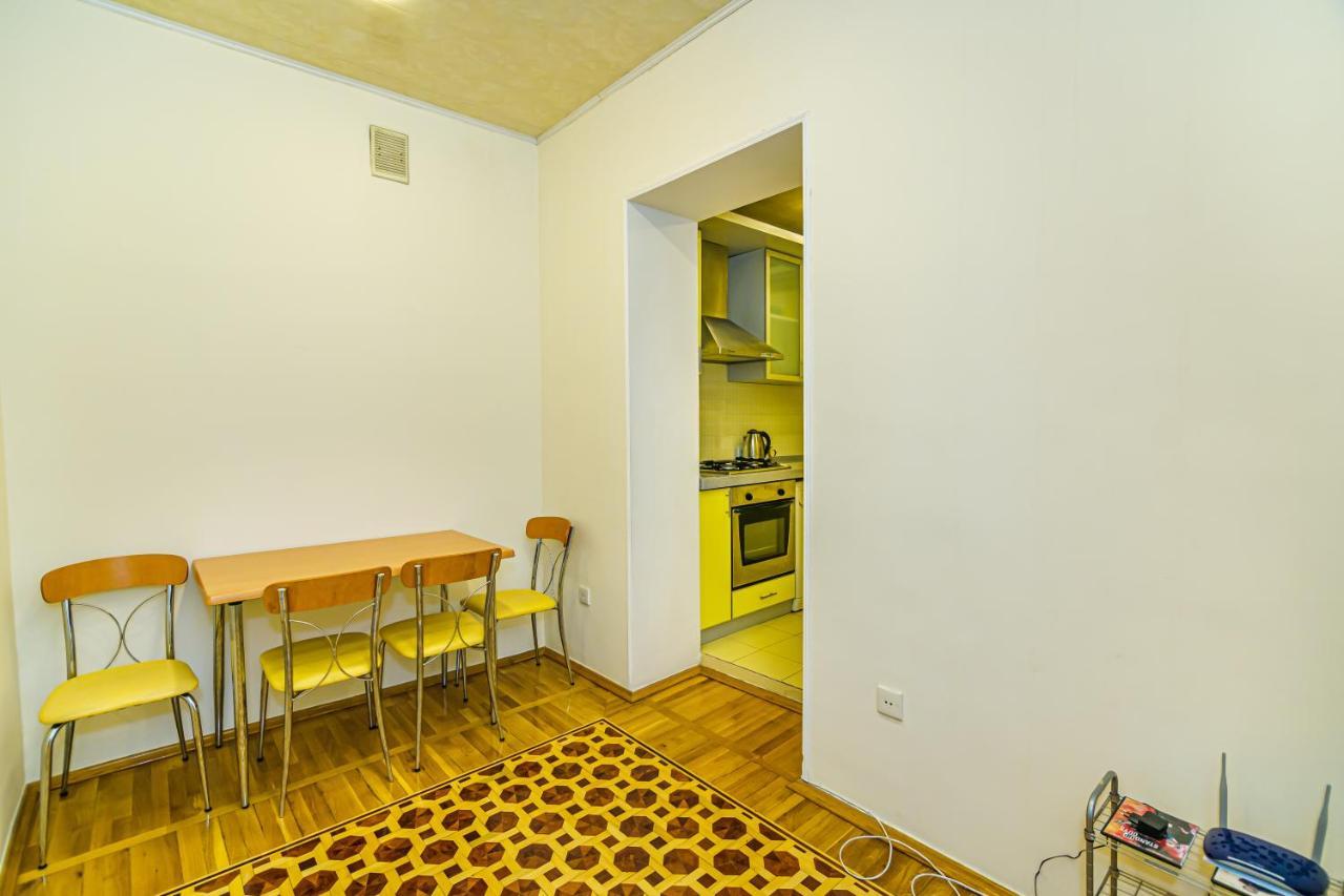 Apartamento M Estate. Nizami Street  Bakú Exterior foto